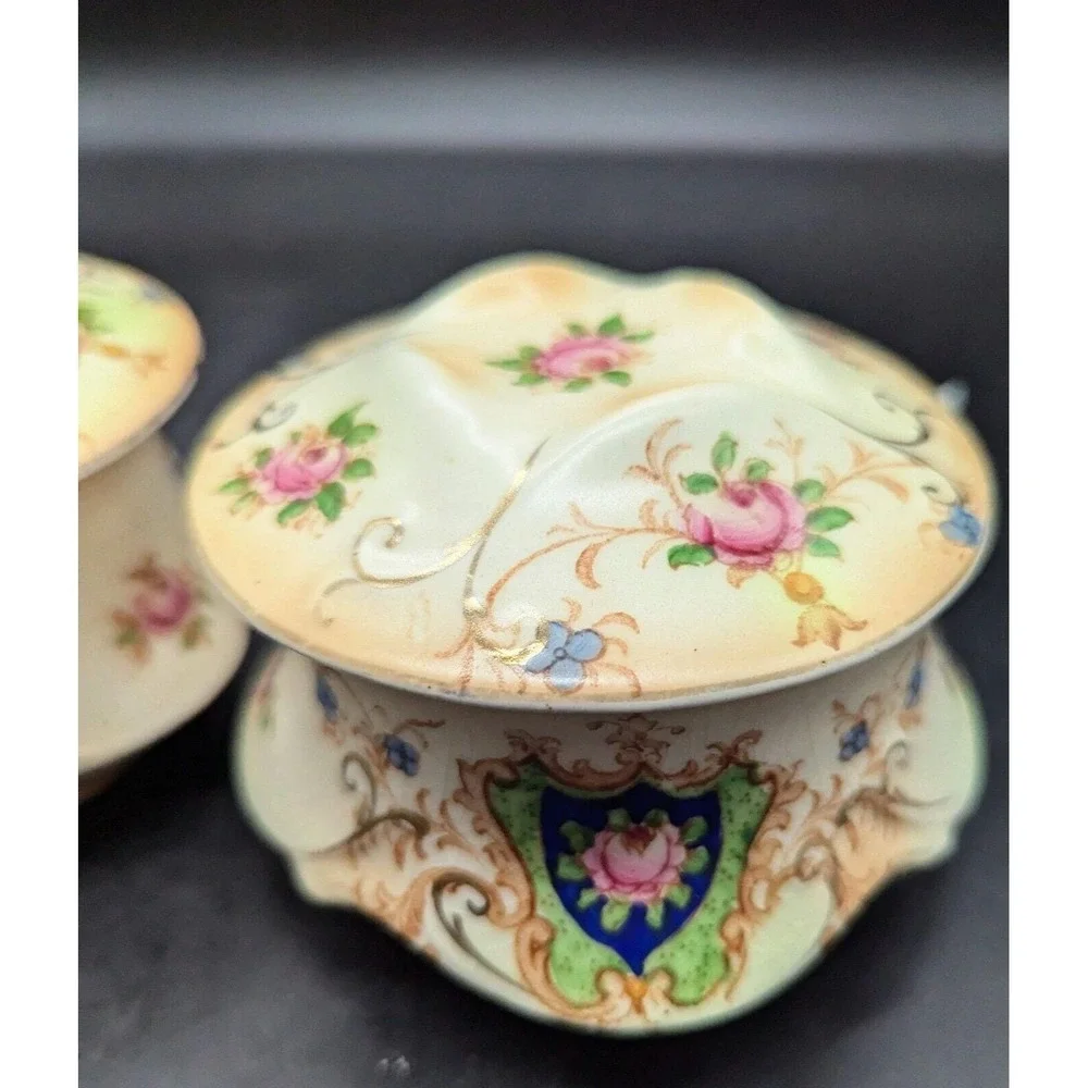 Set/2 Vintage CROWN DUCAL WARE Covered Dresser Box Hair Receiver Verona‎ Rose